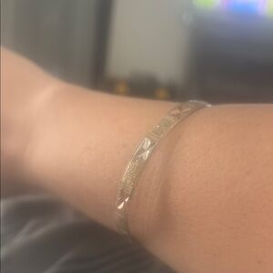 Elegant Gold Bracelet
